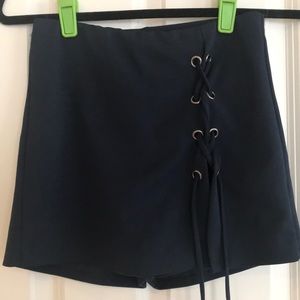 Kids skort XL by Blue Blush. Navy